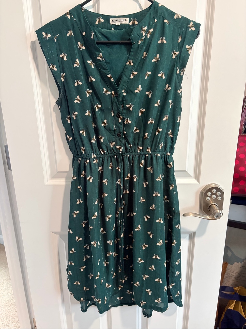 L.A. Isabelle Emerald Bee-Print Cap Sleeve Dress